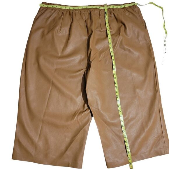 Eloquii Faux Leather Pants Women Sz 24 Cropped High Waisted Camel Tan Flare Leg - Picture 8 of 12